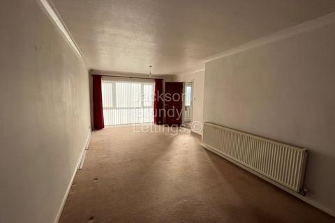 3 bedroom detached house to rent - Reynard Way, Kingsthorpe, Northampton NN2 8QY