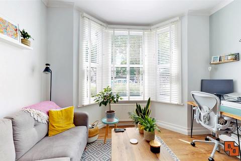 37 Stretton Road, Croydon, CR0 6EQ