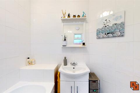 37 Stretton Road, Croydon, CR0 6EQ