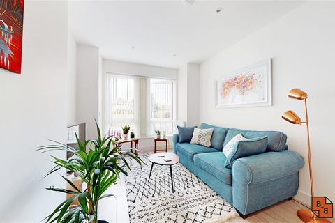 1 bedroom apartment for sale - Benson Road, Croydon, Surrey, CR0