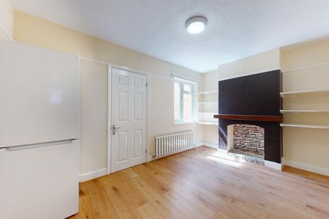 undefined, Woburn Avenue, Purley, Surrey, CR8