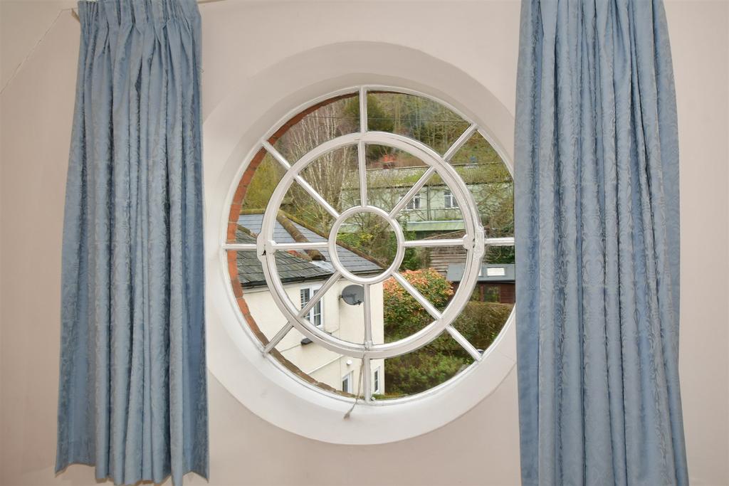 Internal Feature