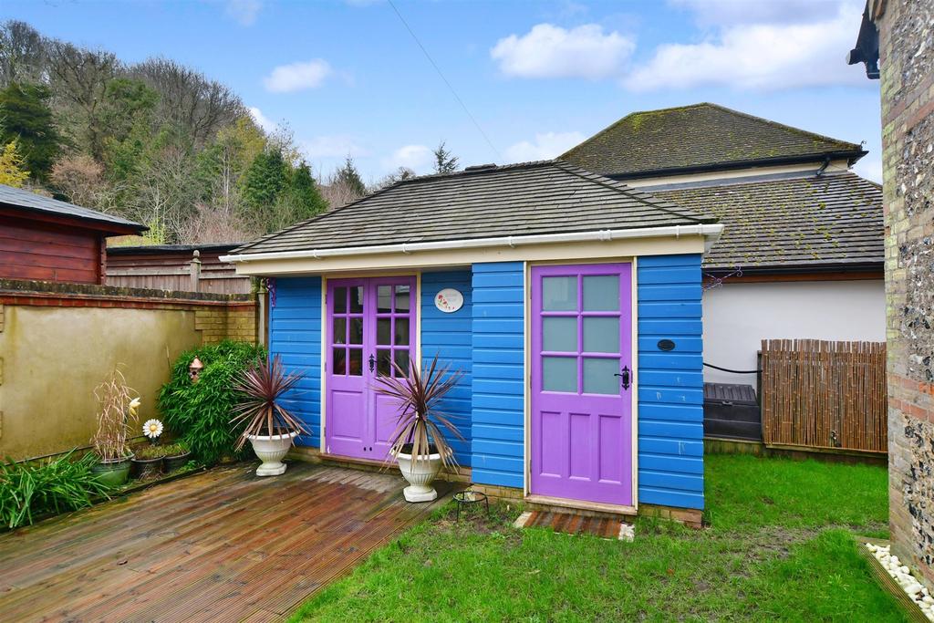 Workshop/Outbuildings