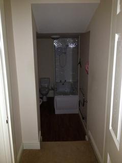 2 bedroom flat to rent, Wakefield, West Yorkshire, WF1