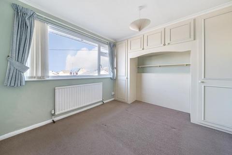 7 Carlisle Close, Basingstoke, RG23 8JG
