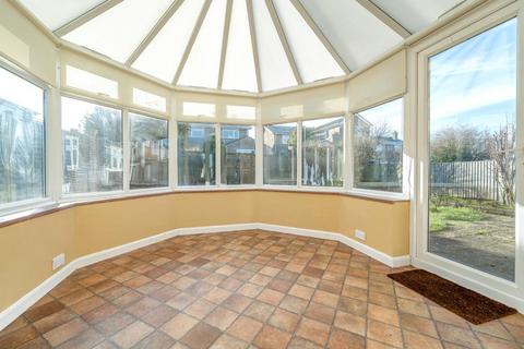 7 Carlisle Close, Basingstoke, RG23 8JG