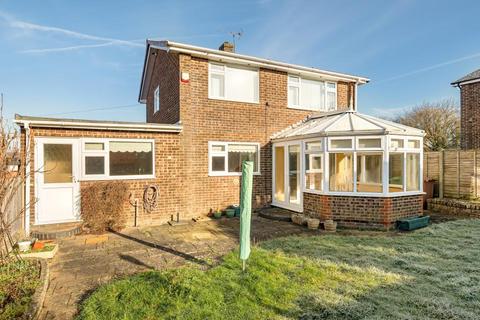7 Carlisle Close, Basingstoke, RG23 8JG