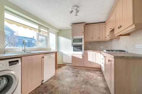 7 Carlisle Close, Basingstoke, RG23 8JG