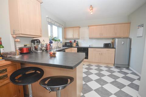 8 Borrowdale Close, East Boldon, NE36 0UH