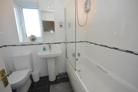 8 Borrowdale Close, East Boldon, NE36 0UH