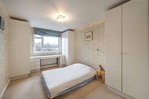 2 bedroom flat for sale - Melbourne Court, Randolph Avenue, London