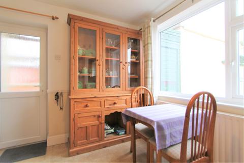 3 bedroom semi-detached bungalow for sale - Hall Road, Scraptoft, Leicester, LE7
