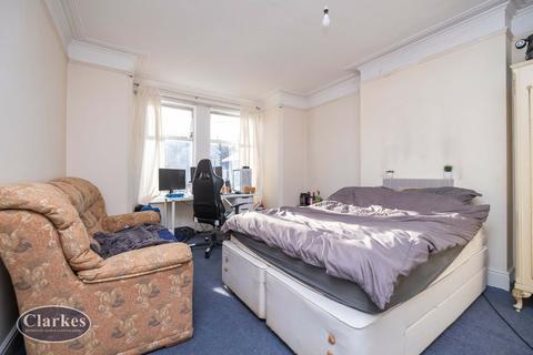 3 bedroom flat to rent, Spacious 3 Bedroom First Floor STUDENT Flat