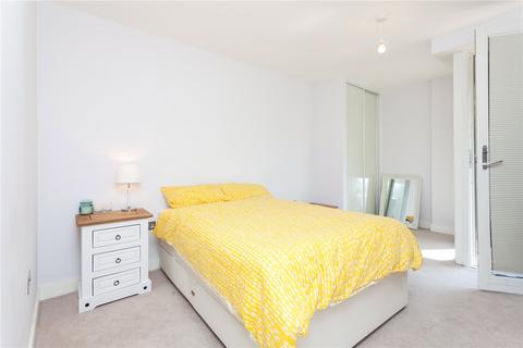 1 bedroom apartment for sale, Knapp Road, London, E3