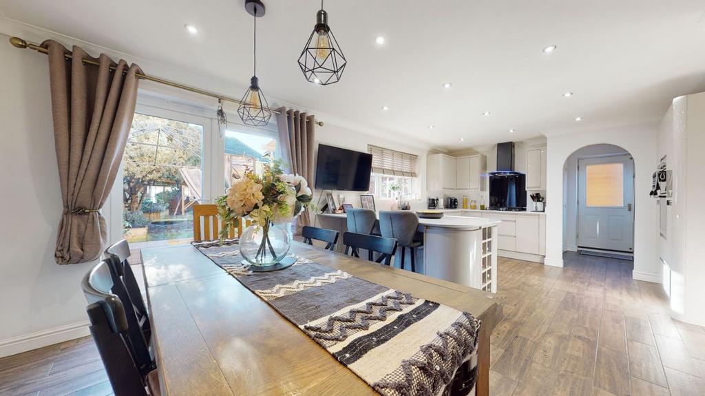 Kitchen/dining room