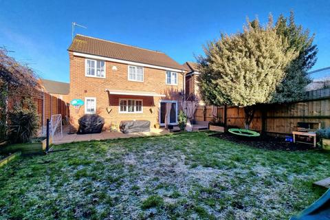 42 Deer Close, Grange Park, Northampton, NN4 5DN