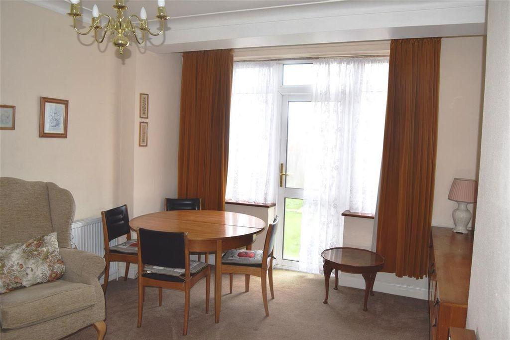 House in Southall - View 4