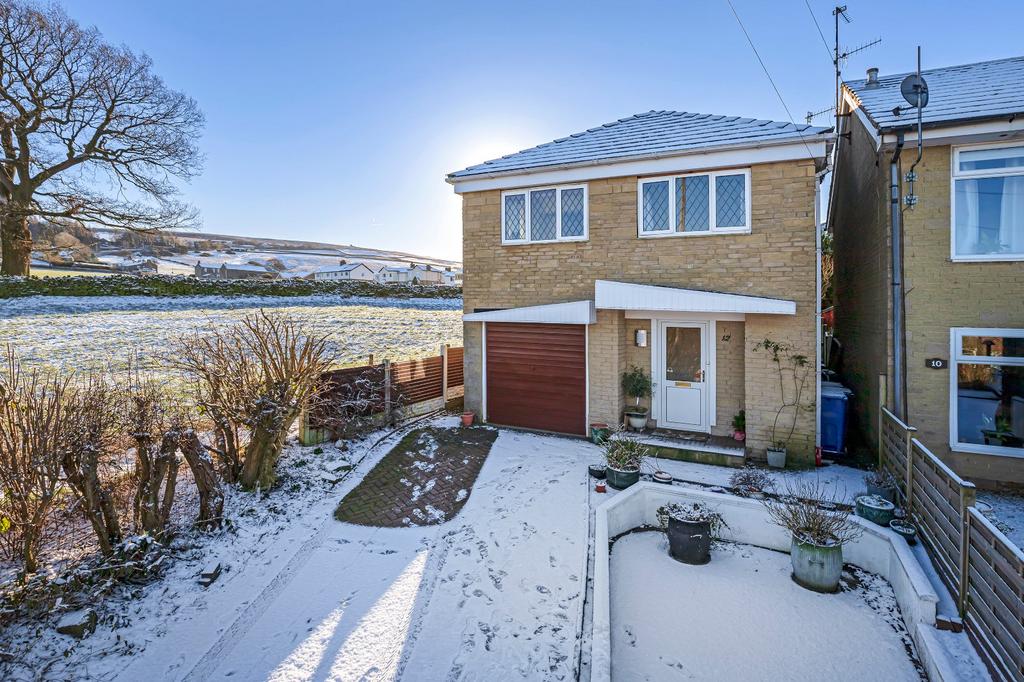 Reeval Close, Earby, Barnoldswick, Lancashire, BB18 3 bed detached