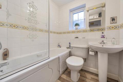 105 Westgate Road, Beckenham, BR3 5TX