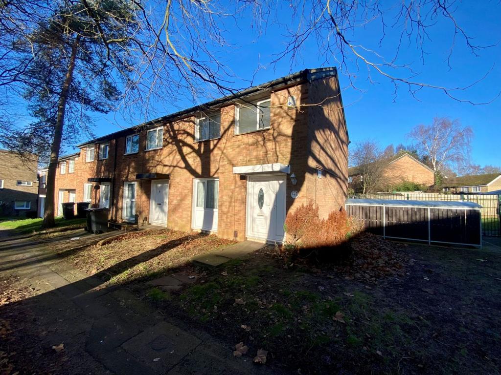 Greatmeadow, Blackthorn, Northampton... 3 bed end of terrace house £190,000