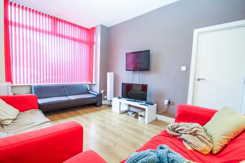 undefined, BILLS INCLUDED - Beechwood Road, Burley, Leeds, LS4