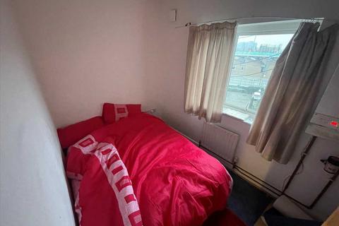 2 bedroom apartment for sale - Mercury Court Victoria Road, Romford, ROMFORD