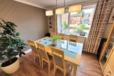 43 Birch Walk, Porthcawl, CF36 5AN