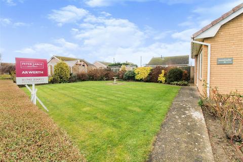 5 Cae Blodau, Kinmel Bay, Rhyl, LL18 5LX