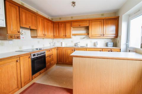 5 Cae Blodau, Kinmel Bay, Rhyl, LL18 5LX