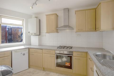 3 bedroom property to rent - Clayton Park Square, Newcastle Upon Tyne