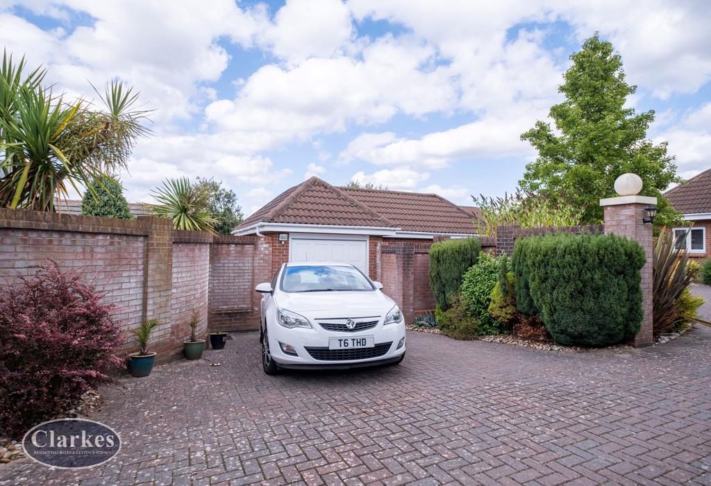 Norton Road, Bournemouth, Dorset 3 bed detached house £575,000