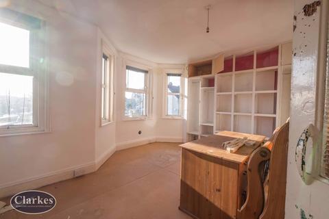 42 Capstone Road, Bournemouth, BH8 8RP