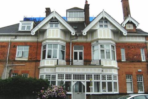 1 bedroom flat for sale, Character Flat on St Marys Road Bournemouth