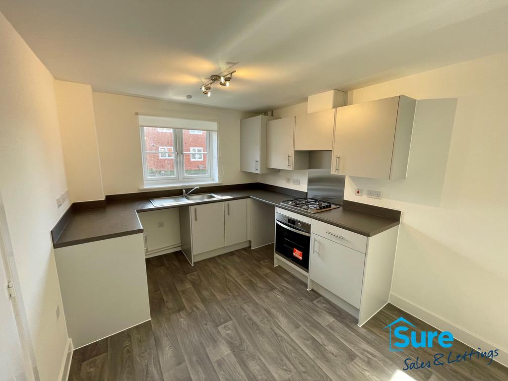 Ironbridge Road, Twigworth Green, GL2. 3 bed semidetached house £1,250 pcm (£288 pw)