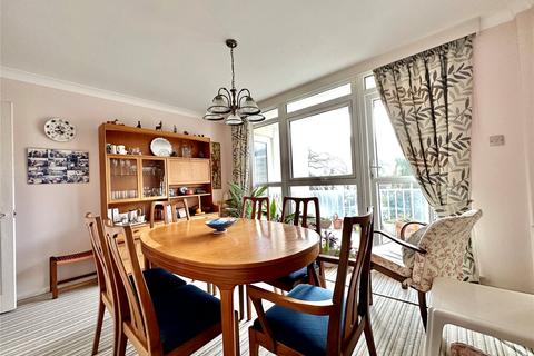Flat 3, Tavistock, 12 - 14 Devonshire Place, Eastbourne, BN21 4AG