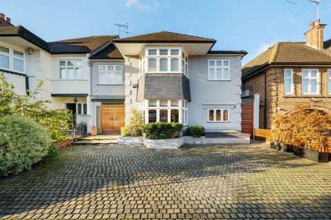 42 Beech Drive, London, N2 9NY