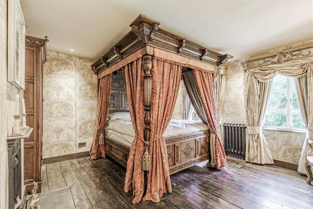Dean Street Brewood, Staffordshire... 5 bed cottage for sale £650,000