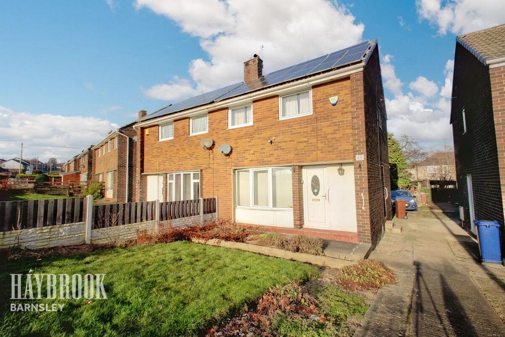 Farm Road, Kendray 2 bed semidetached house for sale £85,000