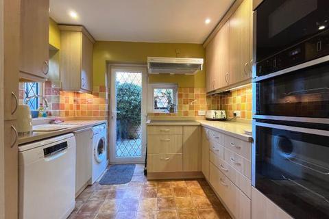 8 Anthony Road, Borehamwood, WD6 4NG