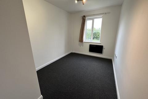2 bedroom flat to rent - Ridley Close, Barking IG11