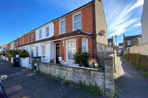 2 bedroom end of terrace house for sale - Latimer Road, Eastbourne, BN22