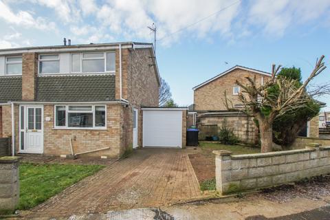3 bedroom semi-detached house for sale - Abbey Road, Witney, Oxfordshire, OX28