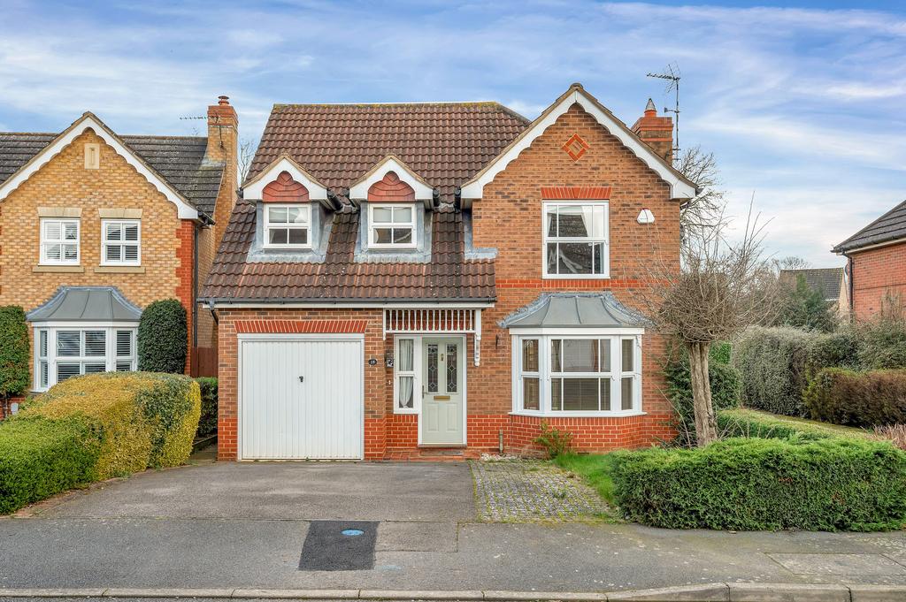 Schofield Road, Oakham 4 bed detached house for sale £375,000