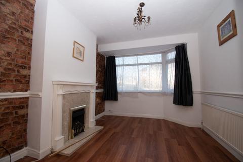 3 bedroom semi-detached house to rent, Headley Road, Braunstone Town