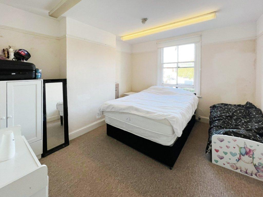 Lethbridge Road, Swindon, SN1 4BY 2 bed property £750,000