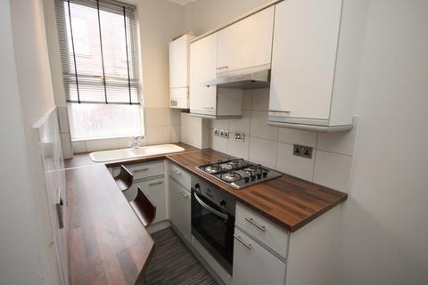 2 bedroom terraced house for sale, Autumn Place, Hyde Park, Leeds, LS6 1RJ