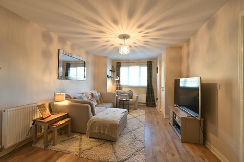 2 bedroom ground floor flat for sale - Porterfield Road, Renfrew