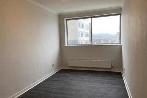 2 bedroom flat to rent - West Terrace, Folkestone CT20