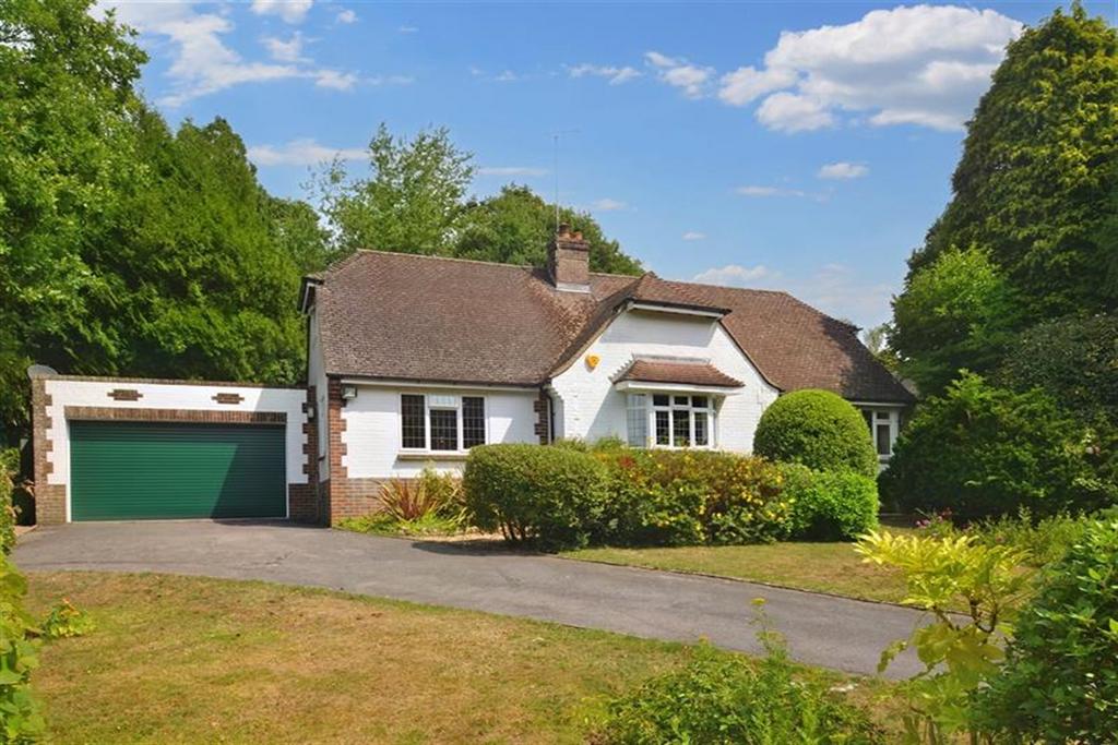 Crossways, West Chiltington, West Sussex RH20 3 bed detached house £