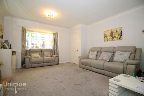 4 bedroom detached house for sale - Mariners Close,  Fleetwood, FY7